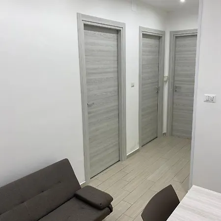 公寓 Davulia Comfort *